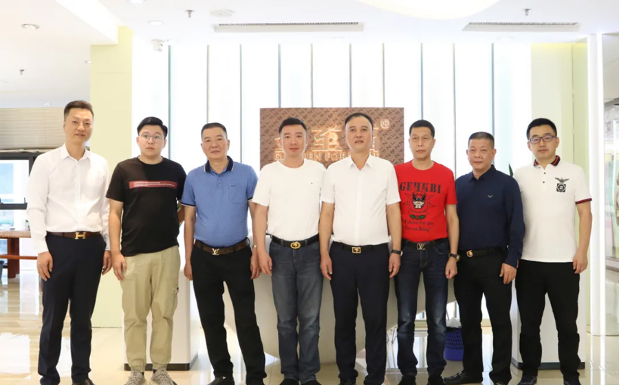 台山市工商联福建商会一行莅临金至福珠宝参观考察